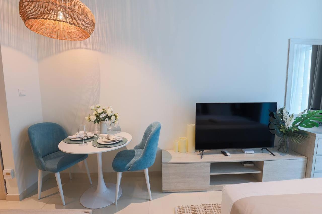 Fantastic Studio Apartment At Palm Jumeirah Dubái Exterior foto